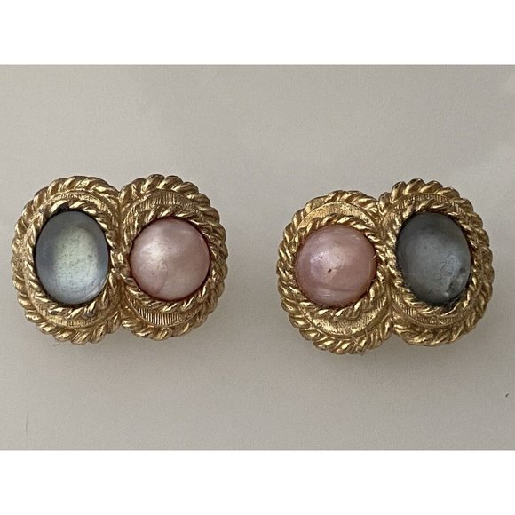 Vintage MCM Gold Tone Pink and Blue Clip On Earrings Sarah Coventry 1" Classic - Picture 4 of 16